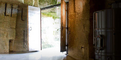 Chateau Les Grandes Murailles Keller